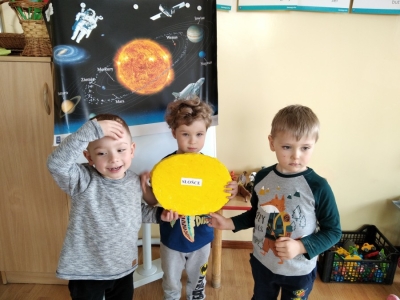 Przedszkolaki poznają kosmos - 31.03.2022